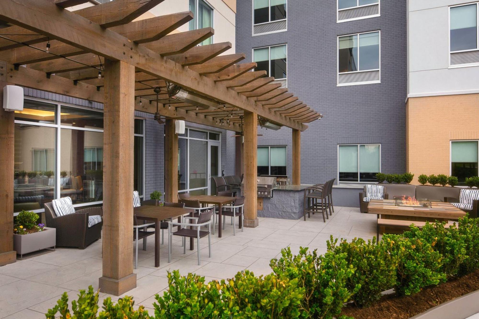 Fairfield Inn & Suites By Marriott Louisville Northeast Экстерьер фото