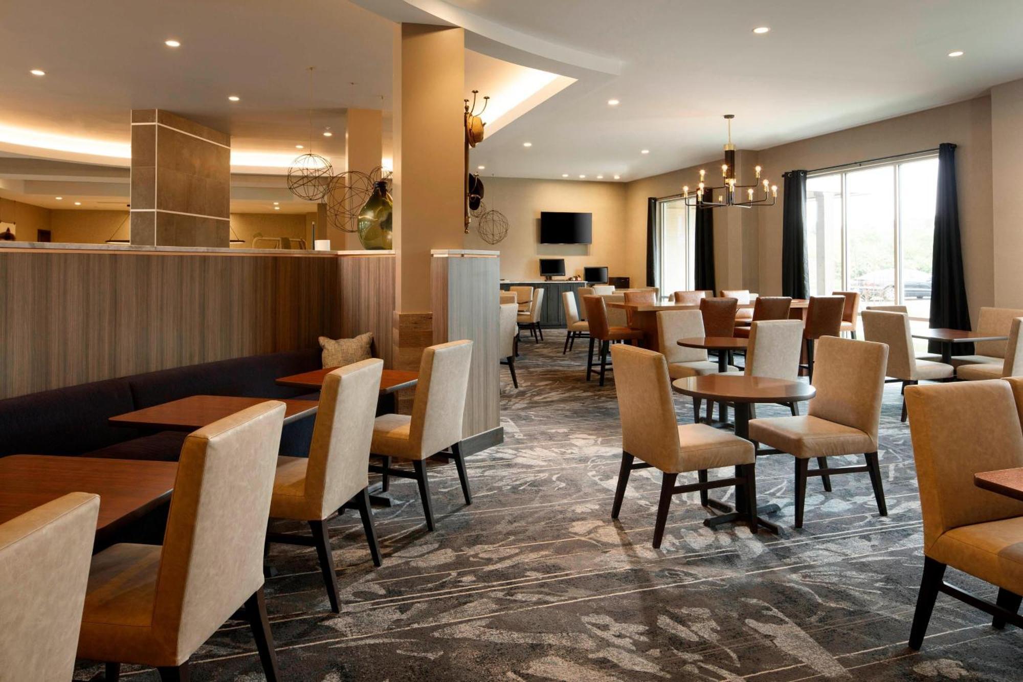 Fairfield Inn & Suites By Marriott Louisville Northeast Экстерьер фото