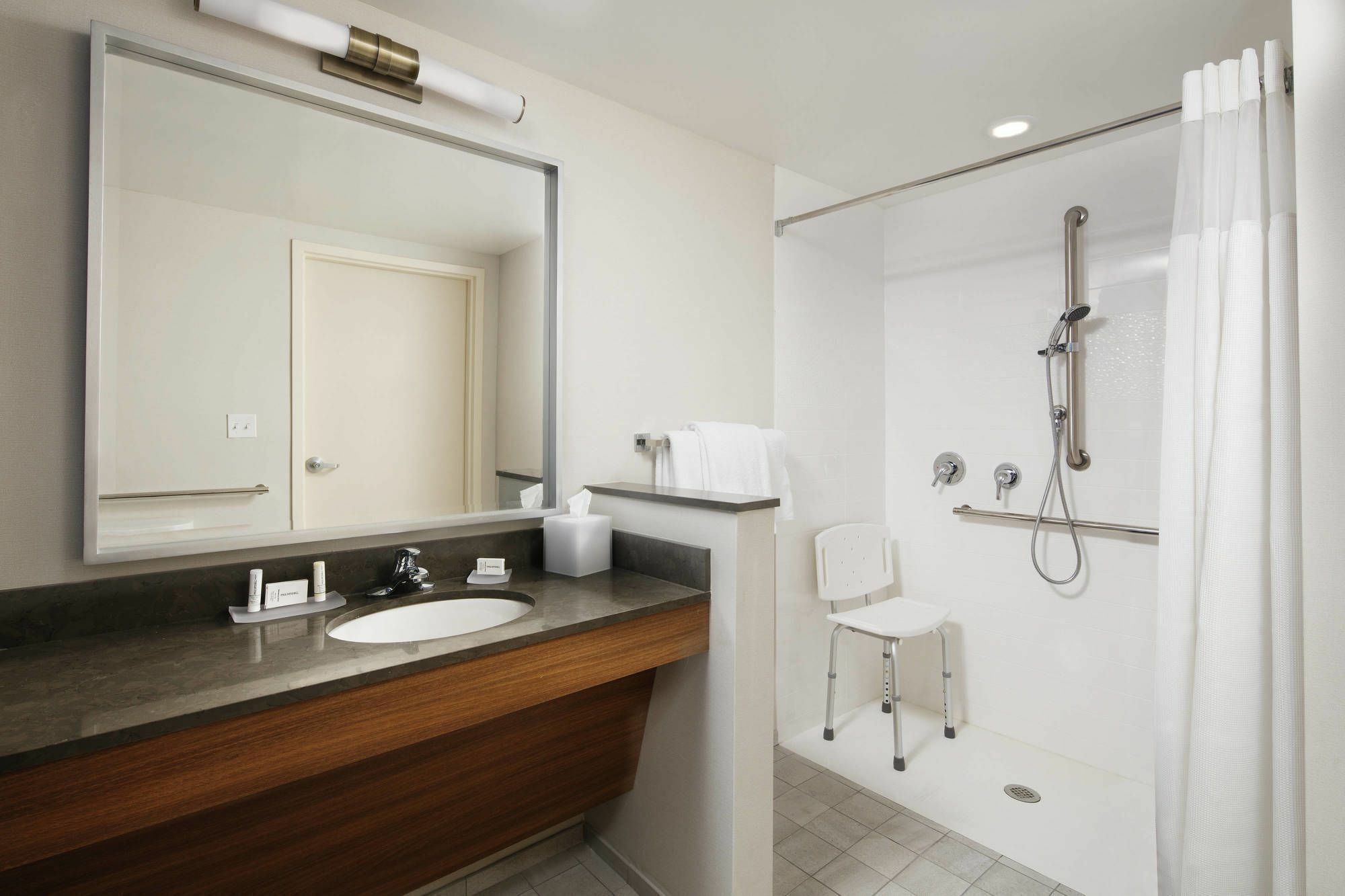 Fairfield Inn & Suites By Marriott Louisville Northeast Экстерьер фото